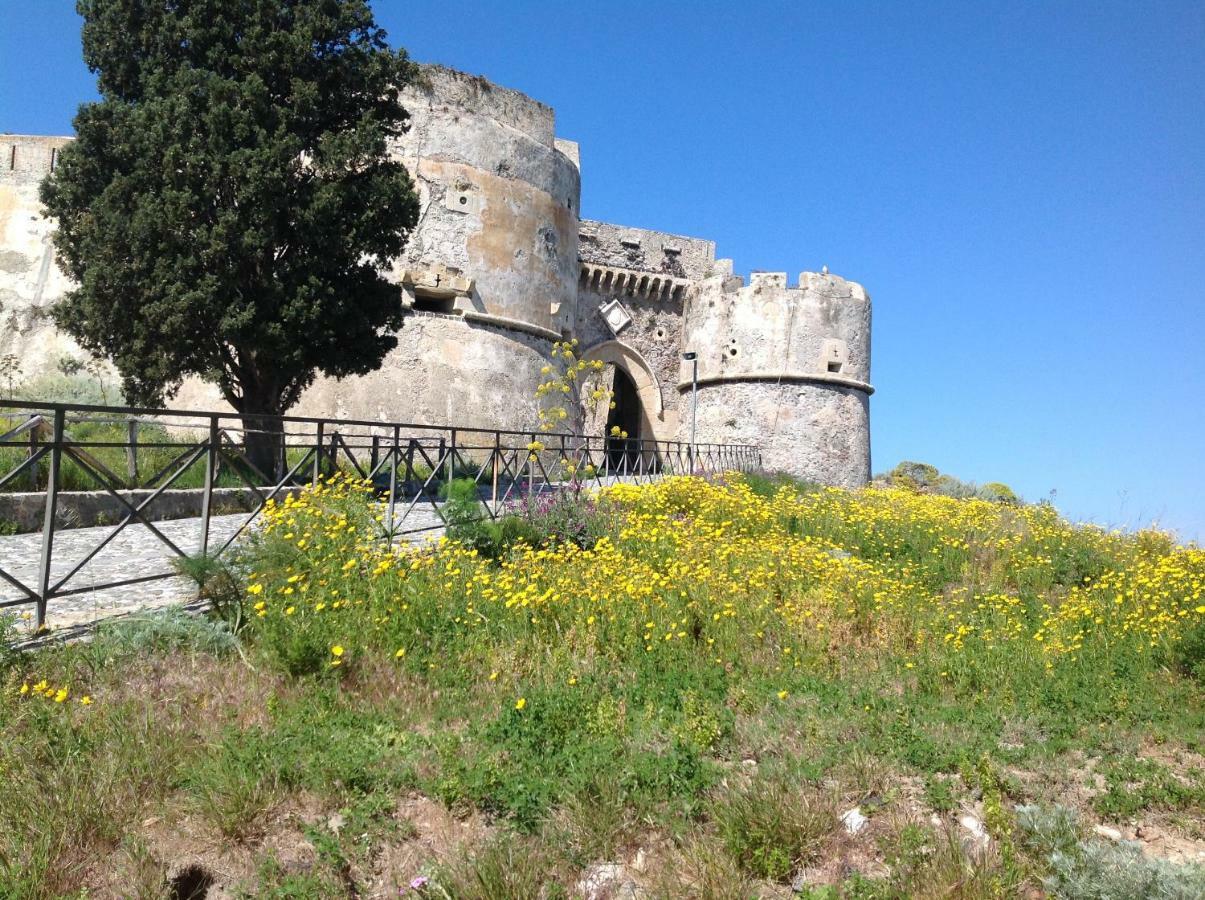 La Casa Del Nonno Bed and Breakfast Milazzo Buitenkant foto