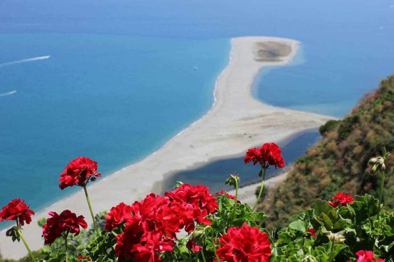 La Casa Del Nonno Bed and Breakfast Milazzo Buitenkant foto