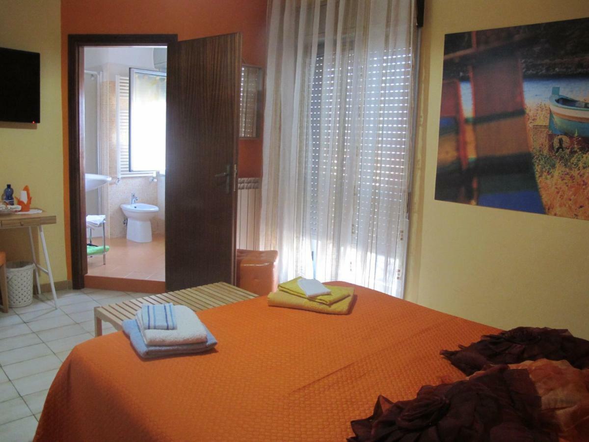 La Casa Del Nonno Bed and Breakfast Milazzo Buitenkant foto