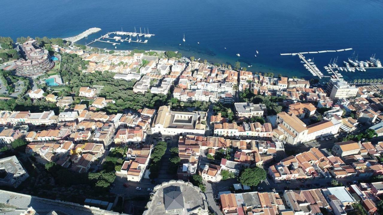 La Casa Del Nonno Bed and Breakfast Milazzo Buitenkant foto
